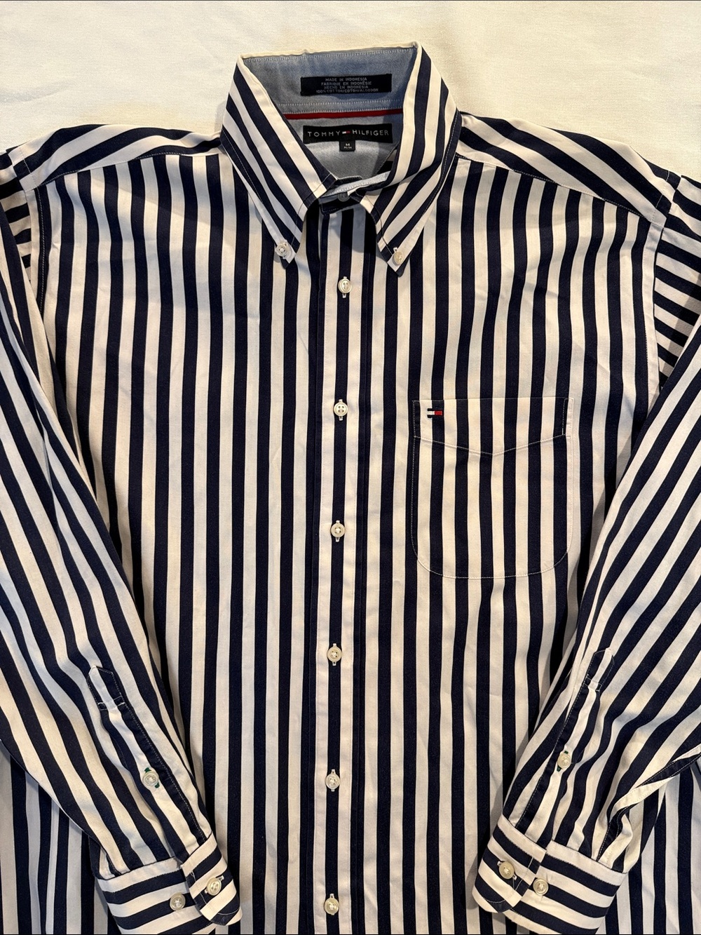 Tommy Hilfiger Button Down Shirt Bold Stripe Navy White Cotton M